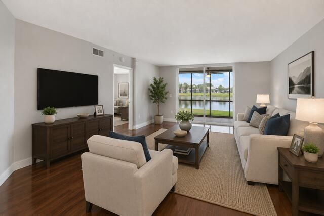 9563 Weldon Circle D107, Tamarac, FL 33321