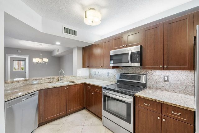 9563 Weldon Circle D107, Tamarac, FL 33321