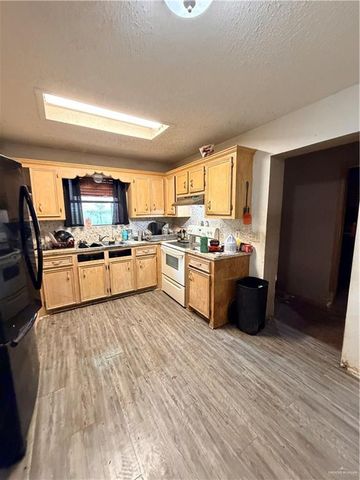 6406 S Rivera Street, Pharr, TX 78577