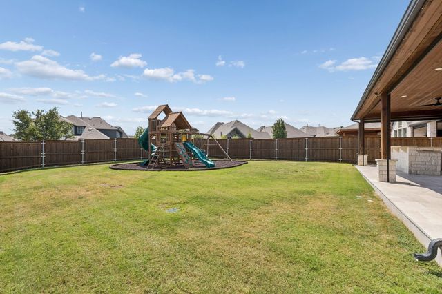 8213 Western, The Colony, TX 75056