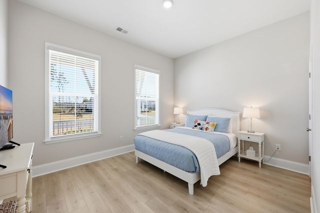 5013 Whitsett St., Murrells Inlet, SC 29576