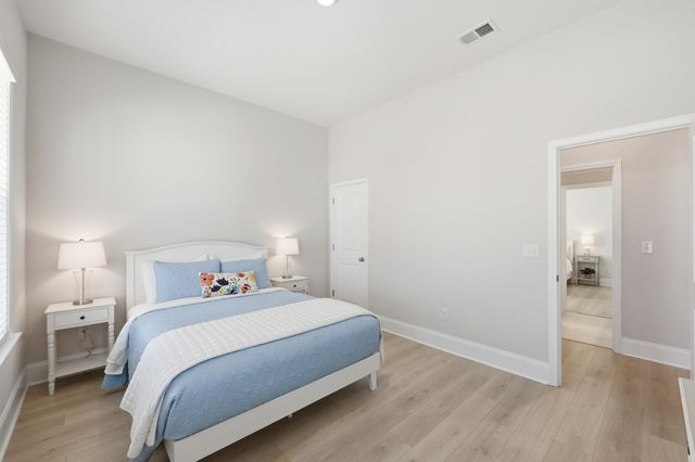 5013 Whitsett St., Murrells Inlet, SC 29576