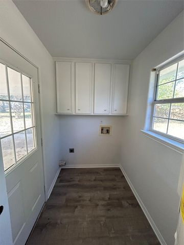 203 Maynard ST, Bastrop, TX 78602