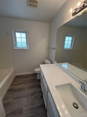 203 Maynard ST, Bastrop, TX 78602