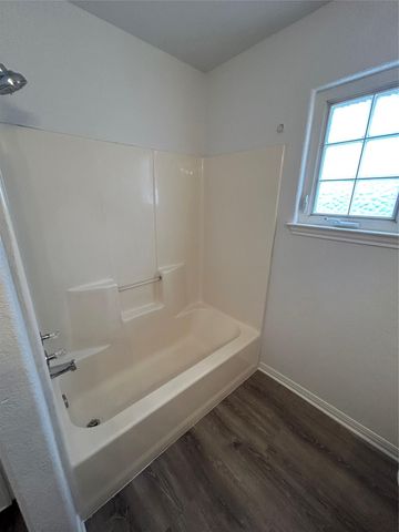 203 Maynard ST, Bastrop, TX 78602