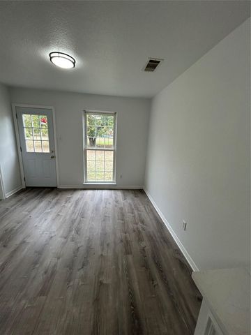 203 Maynard ST, Bastrop, TX 78602