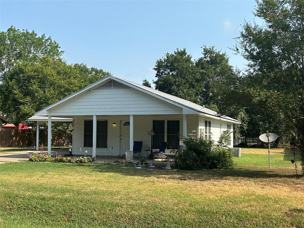 203 Maynard ST, Bastrop, TX 78602