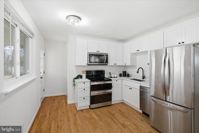 7400 COLCHESTER DR, Clinton, MD 20735