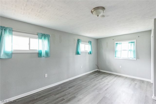 2564 Forest Drive, Hinckley, OH 44233