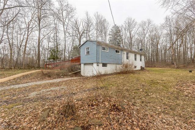 2564 Forest Drive, Hinckley, OH 44233