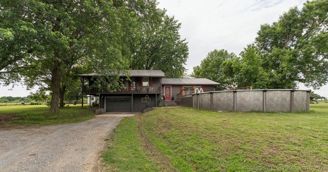 2541 W 430 Road, Adair, OK 74330