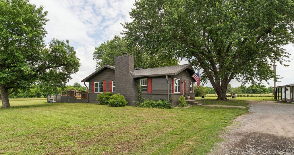 2541 W 430 Road, Adair, OK 74330