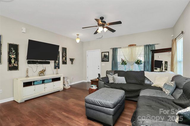 4175 Broadstairs Drive, Concord, NC 28025