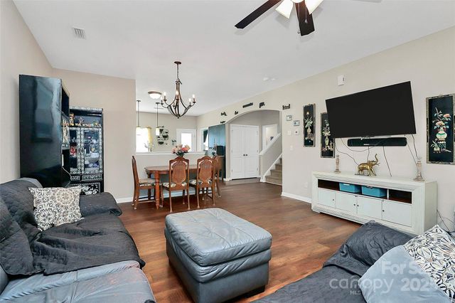 4175 Broadstairs Drive, Concord, NC 28025