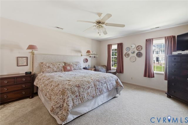 10424 Oakside Dr, Richmond, VA 23237