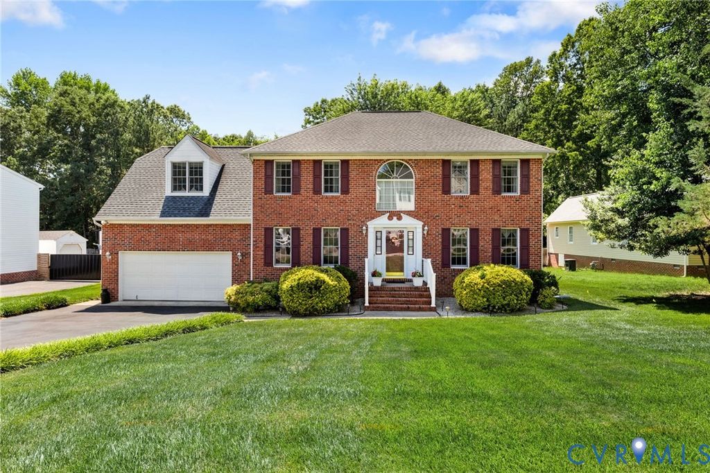 10424 Oakside Dr, Richmond, VA 23237