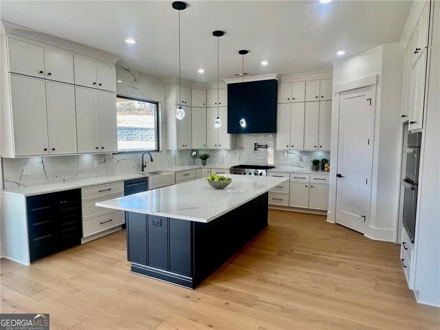 156 Rocky Ridge Way, Auburn, GA 30011