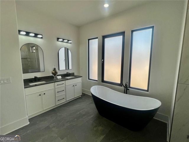 156 Rocky Ridge Way, Auburn, GA 30011