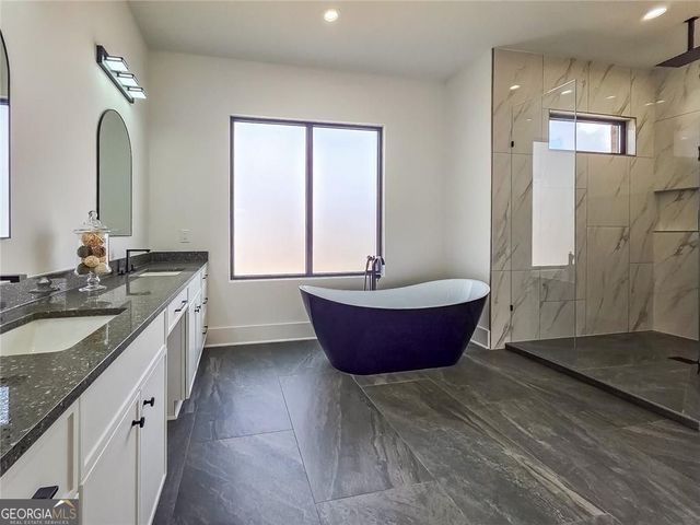 156 Rocky Ridge Way, Auburn, GA 30011