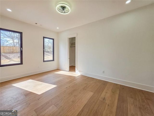 156 Rocky Ridge Way, Auburn, GA 30011