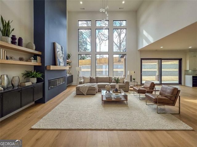 156 Rocky Ridge Way, Auburn, GA 30011