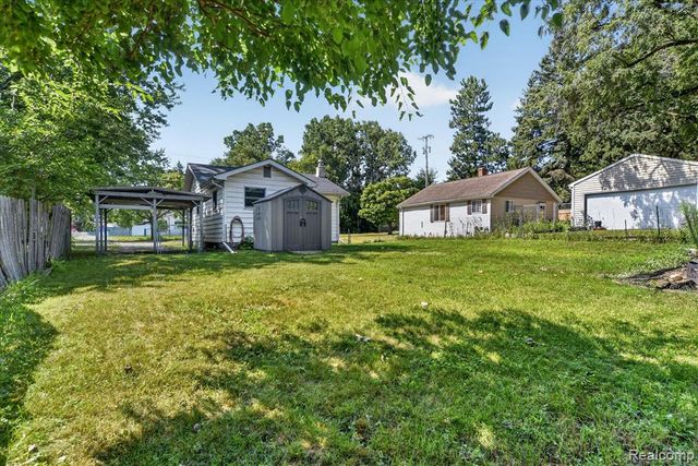 521 E Paulson Street, Lansing, MI 48906