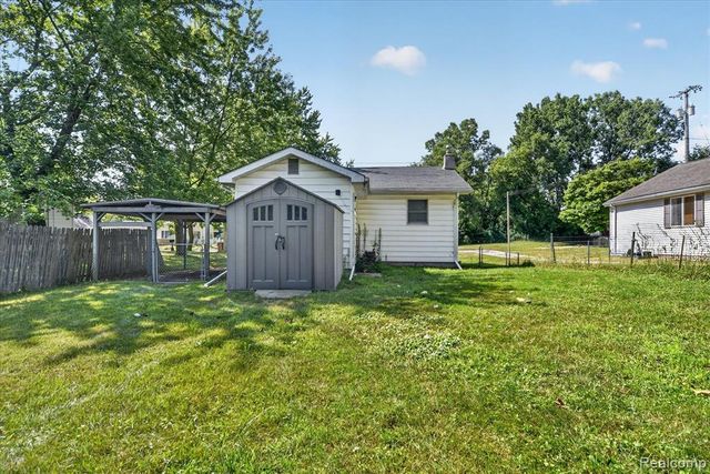 521 E Paulson Street, Lansing, MI 48906