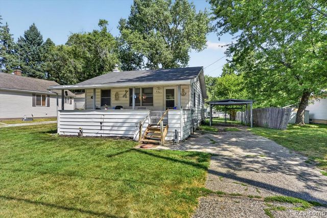521 E Paulson Street, Lansing, MI 48906