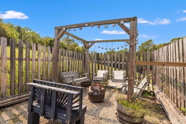 1870 Timber Creek Road, Bloomfield, KY 40008