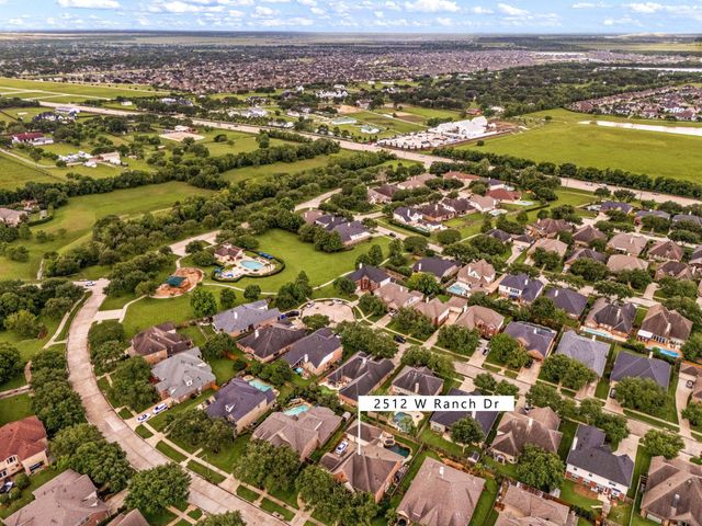 2512 W Ranch Drive, Friendswood, TX 77546