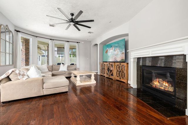 2512 W Ranch Drive, Friendswood, TX 77546