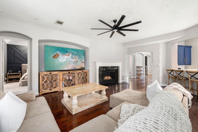 2512 W Ranch Drive, Friendswood, TX 77546