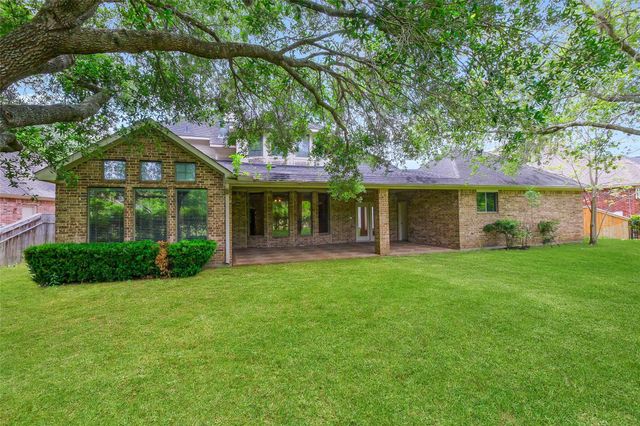 8915 Stones Throw Lane, Missouri City, TX 77459