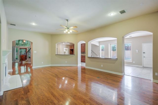 8915 Stones Throw Lane, Missouri City, TX 77459