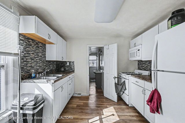 1612 S Washington Avenue, Lansing, MI 48910