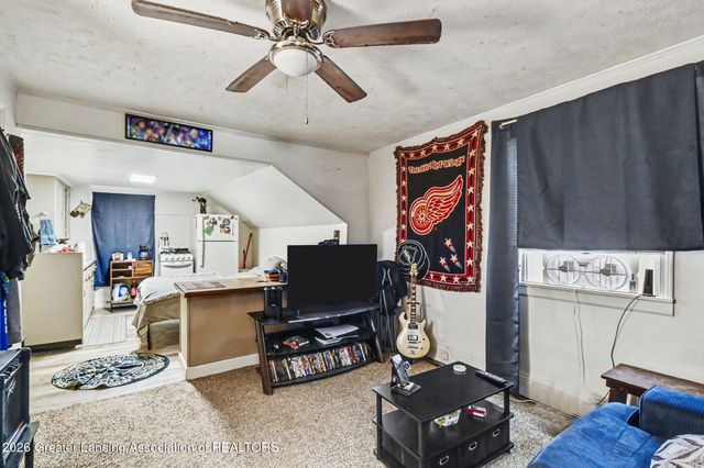 1612 S Washington Avenue, Lansing, MI 48910