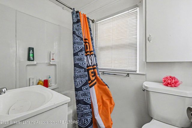 1612 S Washington Avenue, Lansing, MI 48910