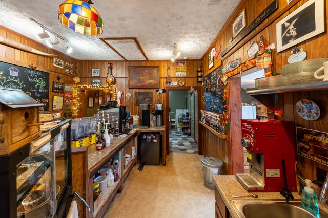 1652 Highway 31, W, Goodlettsville, TN 37072