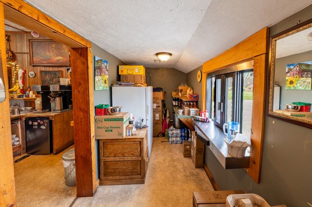 1652 Highway 31, W, Goodlettsville, TN 37072