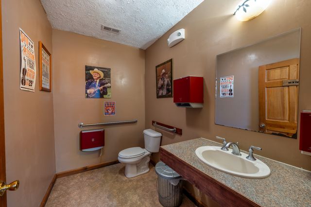 1652 Highway 31, W, Goodlettsville, TN 37072