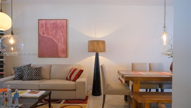 104 Harbors Way, Boynton Beach, FL 33435