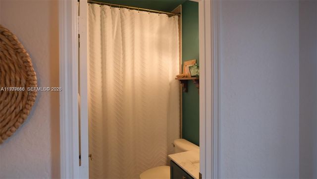 104 Harbors Way, Boynton Beach, FL 33435