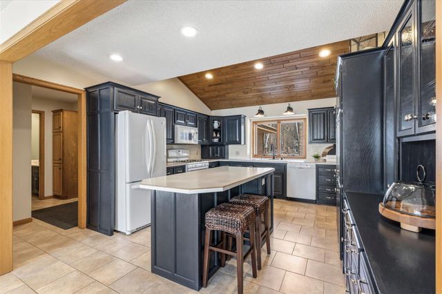 37595 Bonnie Lakes Road, Crosslake, MN 56442