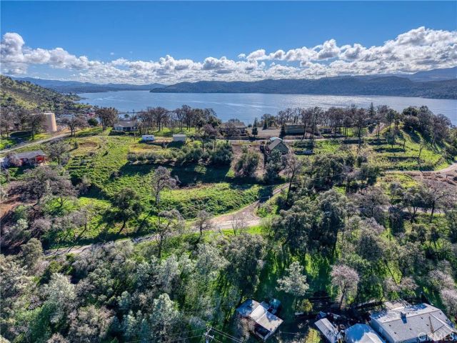 2960 Crestview, Clearlake, CA 95422