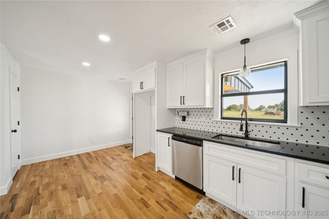 11325 N 123rd Avenue, Collinsville, OK 74021