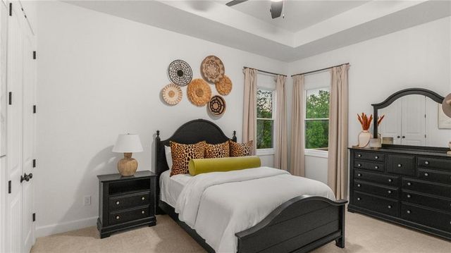 21225 S Cedar Niles Road, Spring Hill, KS 66083