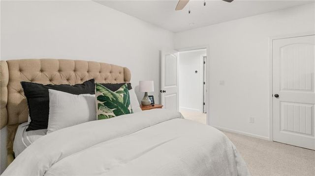 21225 S Cedar Niles Road, Spring Hill, KS 66083