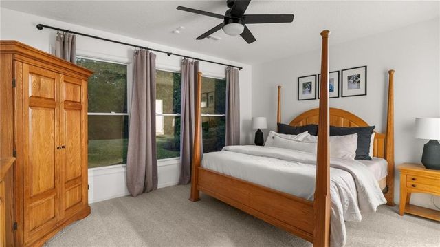 21225 S Cedar Niles Road, Spring Hill, KS 66083