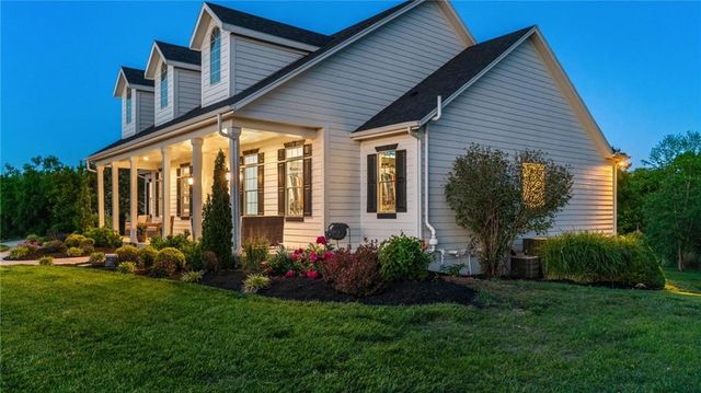 21225 S Cedar Niles Road, Spring Hill, KS 66083