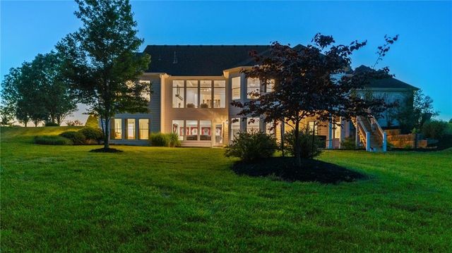 21225 S Cedar Niles Road, Spring Hill, KS 66083